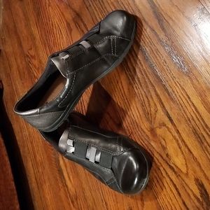 Earth Origins Leather slip-ons